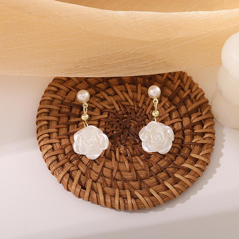 Camellia Handmade 925 Silver Pearl Earrings - High-End Autumn/Winter Design for Women