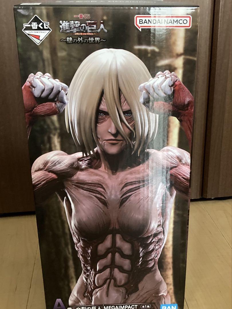 

[USED] Attack on Titan Female Figure
