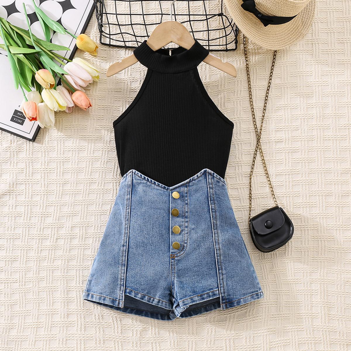 

Комплект одежды для девочек 2025 года, летний детский повседневный однотонный свитер и джинсовые шорты, комплект из 2 предметов 130cm чёрный