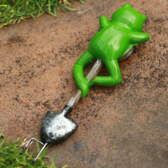 Yousheng Animal Garden Statue Frog Rabbit Turtle on Shovel Resin Ornament Flower Pot Insert Animal Figurine for Bonsai Decoration Outdoor Flower Bed