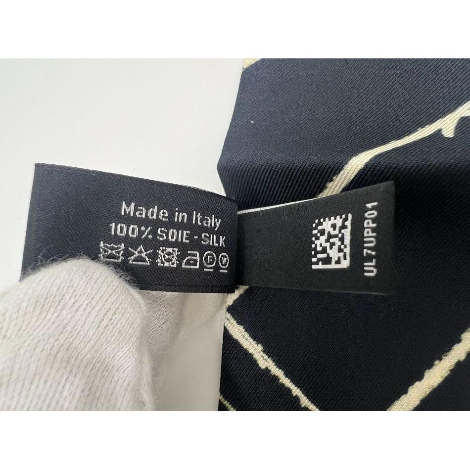 Used CHANEL Hairband Twilly Scarf Ribbon Bandeau Silk Black White 2026SS AAB964 B24379 UA257 Like New