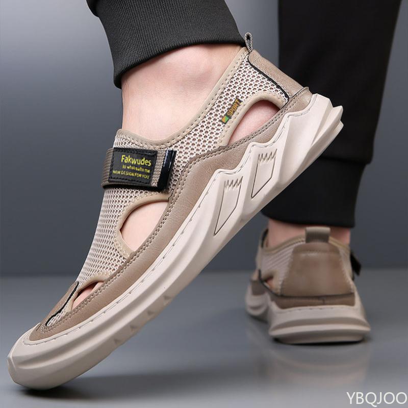2025 Men's new Sandals Soft soled breathable lazy Shoes Hollow out casual mesh shoes Lightweight comfortable Male sandals Homme