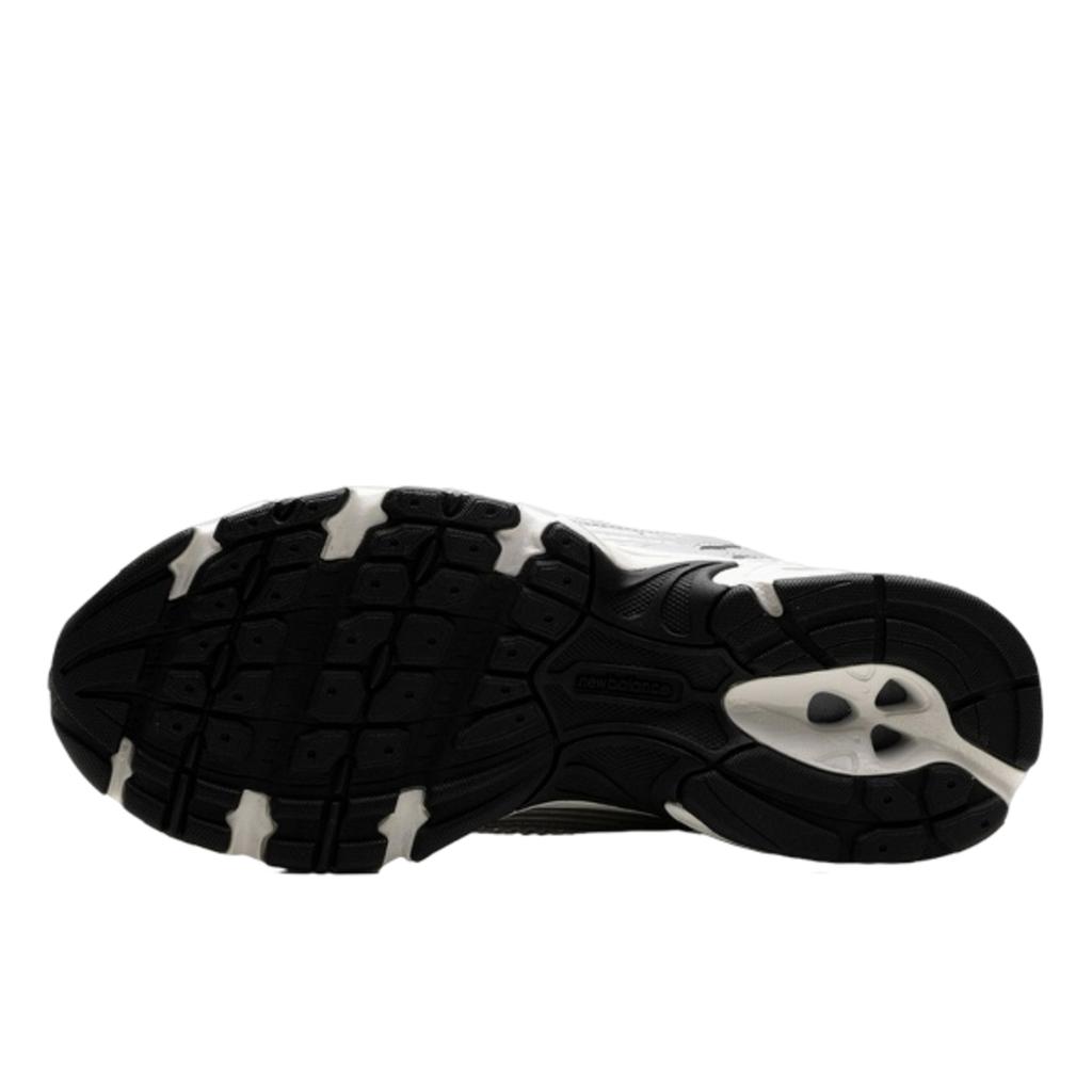 New Balance 530 Plata Materia Gris Metalizado