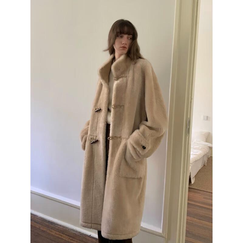 Fu Zhien Dream Home Stand-Collar Merino Shearling Coat