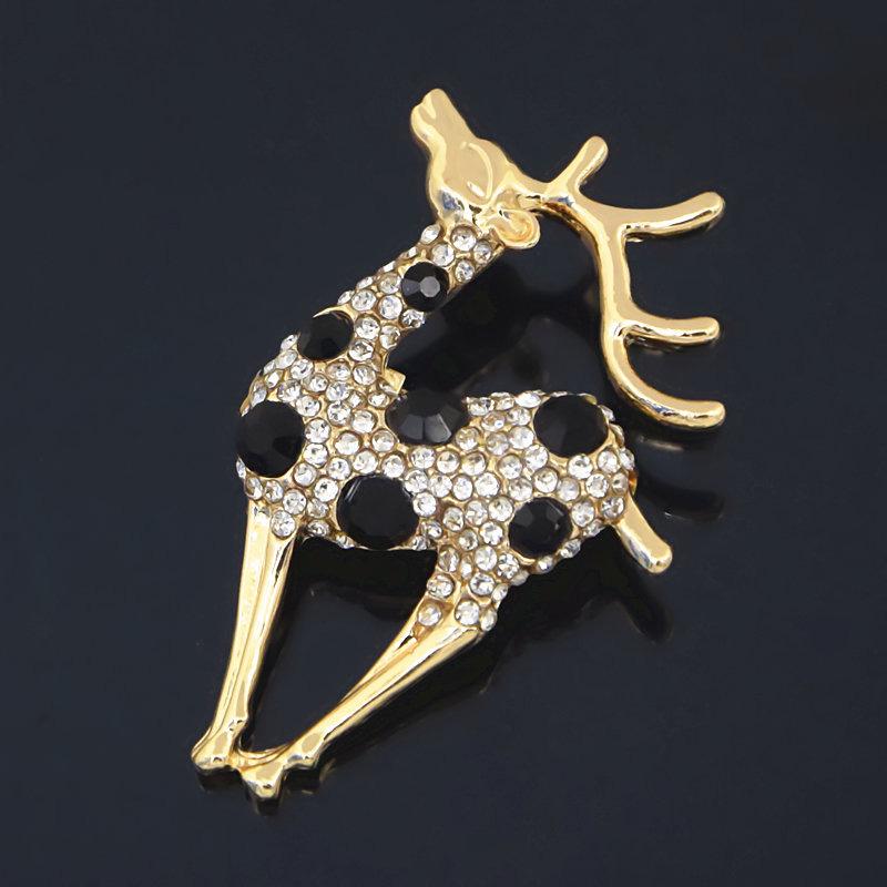 Gold Alloy Sika Deer Brooch with Rhinestone Inlay – Cute Lapel Pin Ornament
