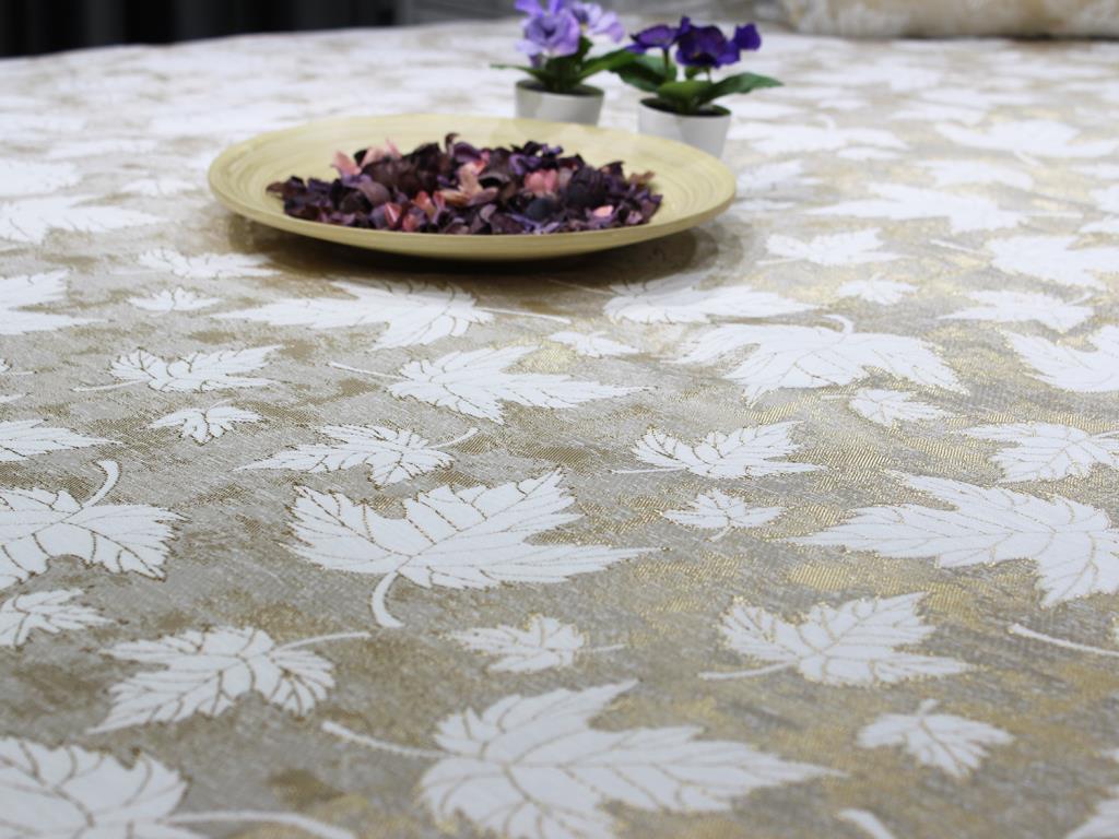 Set cuvertura de pat Olivia 3buc, cuvertura 240x260, fata de perna 50x70, marime dubla, satin de bumbac, auriu