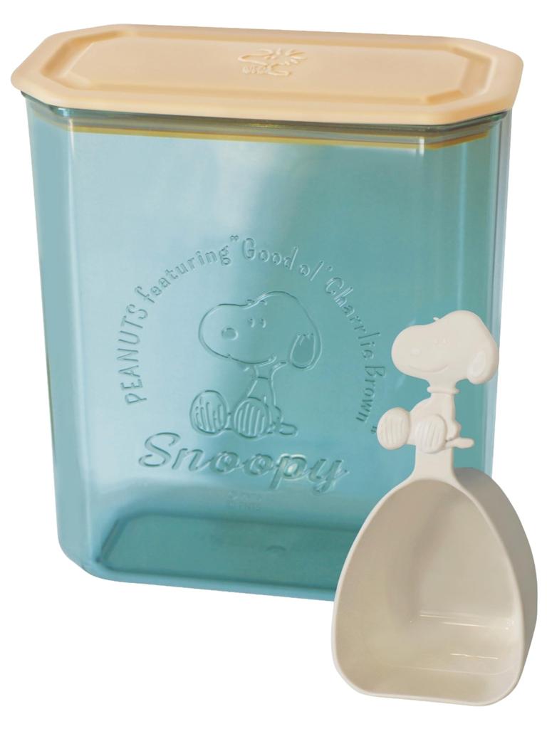 Nishiki Kasei Storage Snoopy with Measuring Made in x x with Gasket Cereal/Oatmeal Container, Green, Cup, 2.2L, Japan, Approx. 17.4 9.5 19.5cm,