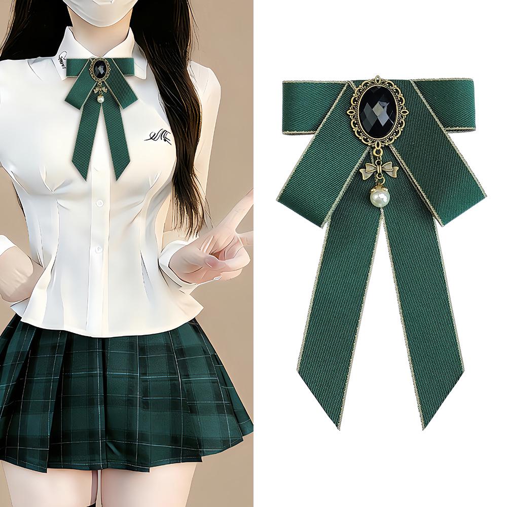 Einfarbige Fliege-Brosche im koreanischen Stil: Retro, Vielseitiges Modeaccessoire für Anzughemden