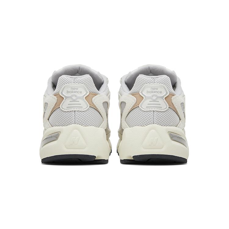 New Balance 725 White