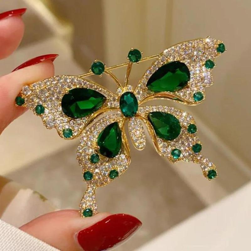 Elegant Emerald Crystal Butterfly Brooches For Women Girls Badges Classic Lady Dress Suit High-End Pins Fashion Jewelry Gifts
