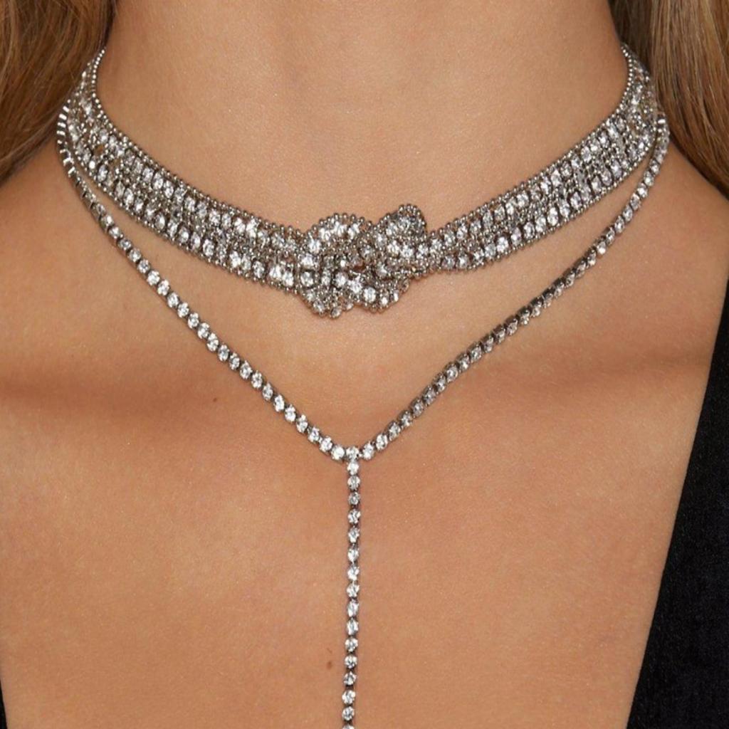 Fashion Full Diamond Long Necklace Feminine Lock Necklace Bone Chain Personalized Jewelry Necklace Dress Accessories