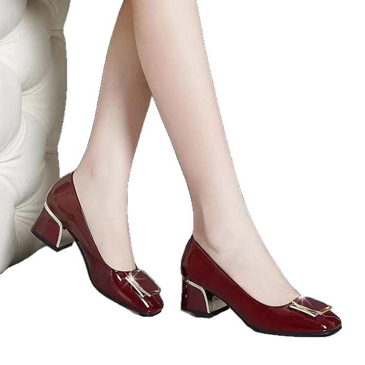 Autumn High Heels New Middle Heel Soft Sole Small Leather Shoes Thick Heel Single Shoes