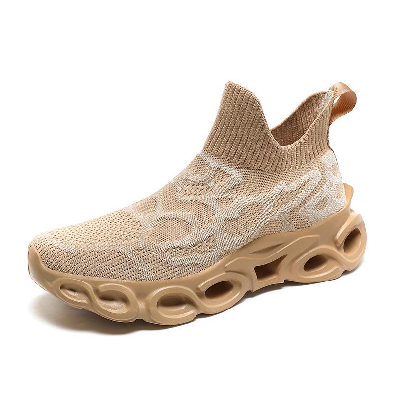 Socks and shoes men's spring new men's blade running shoes fly-woven mesh casual sports men's shoes