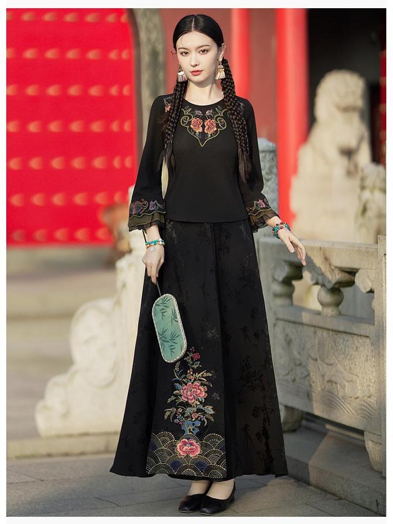 New Ethnic Women's Elastic Waist Retro Embroidery A-Line Skirt