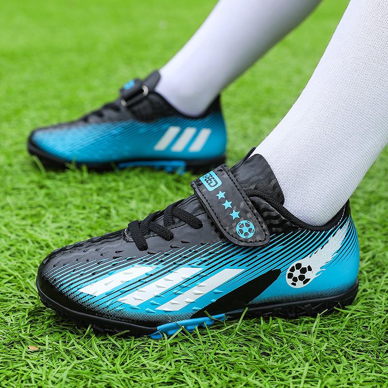 Children's Football Shoes Boys and Girls Low-top Leather Surface Broken Nail Sneakers Grass Game Training Sneakers