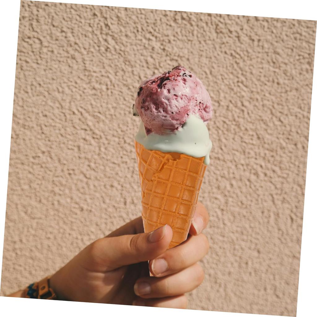 ibasenice Simulation Ice Cream Cone Fake Cone Photography Lightweight for Home or Store Display 5-inch Model, Prop, PVC,