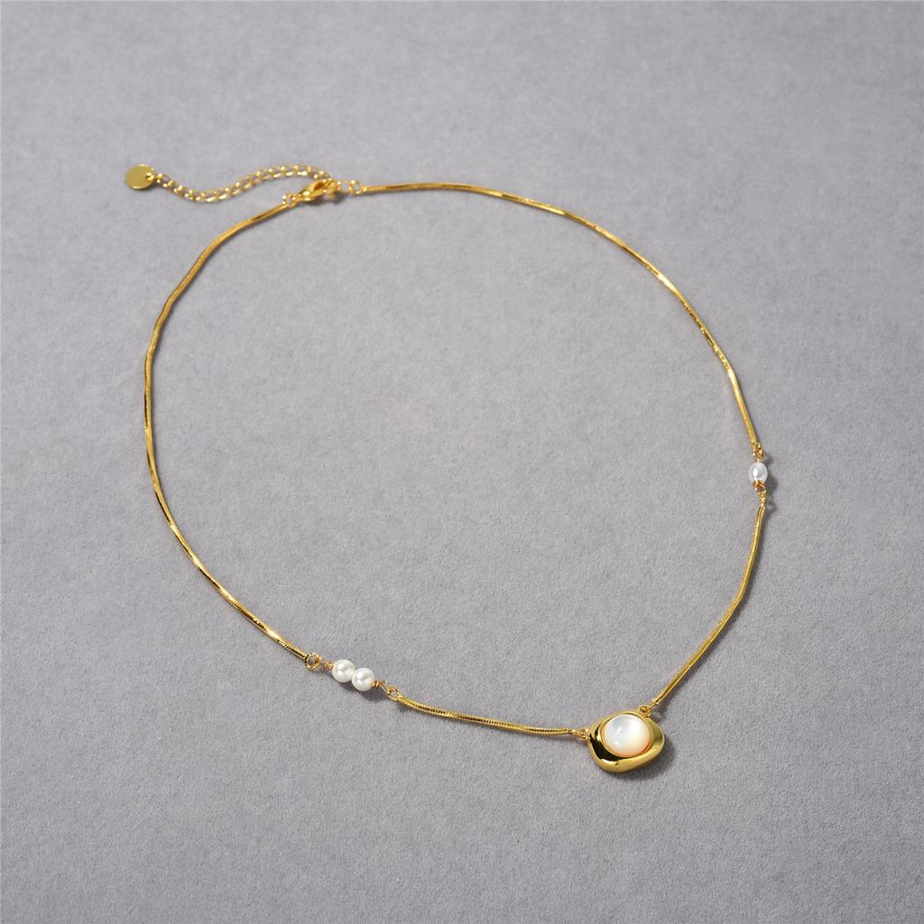 Niche High-Grade Metal Copper Plated 18K Real Gold Inlaid White Shell Sweater Chain Women'S Personality Fashion Temperament Versatile Necklace