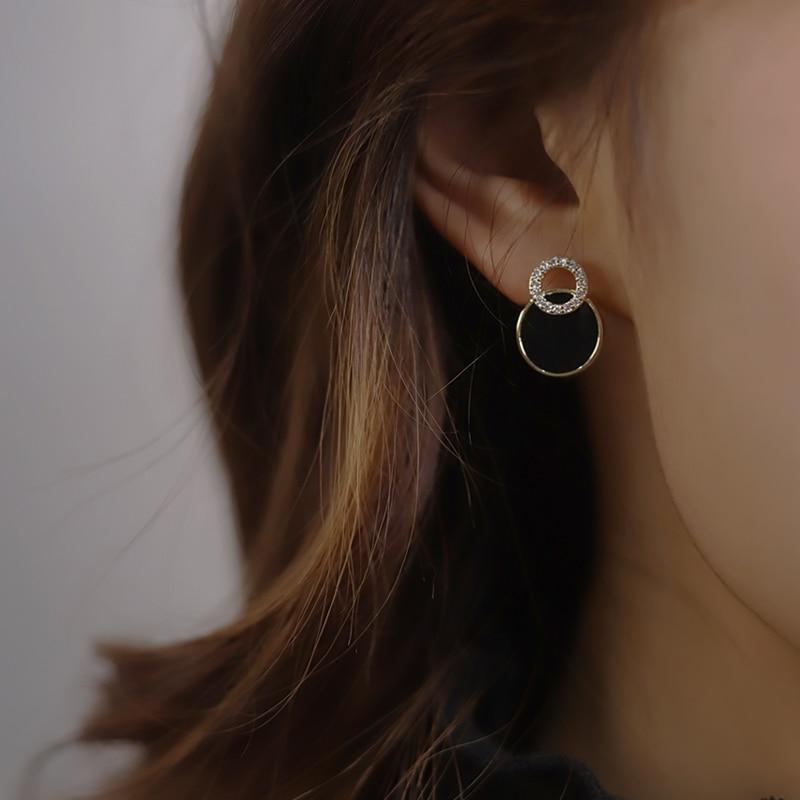 Asymmetrical Hollow Round Stud Earrings Women's Rhinestone Earrings Fashion Ear Jewelry Unusual Small Earrings Accessories