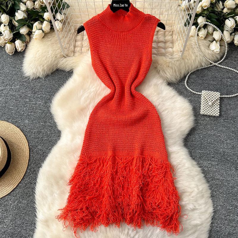 Summer European & American Knitted Dress: Sexy Sleeveless Tassel Short Skirt, Hollow-Out Patchwork, Slim-Fit Design