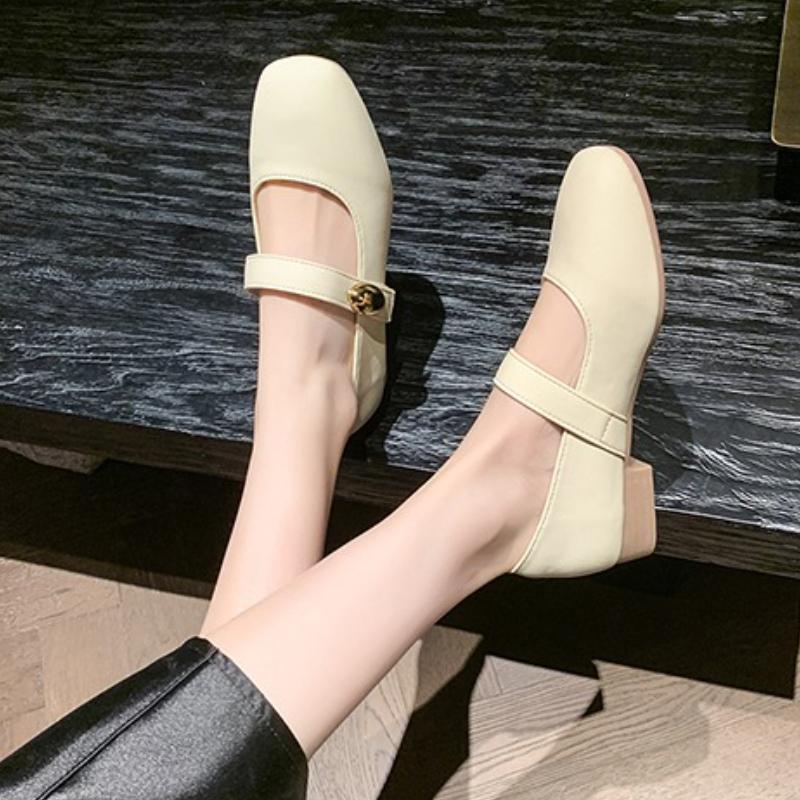

Fashion 2025 New Women Cute Round Toe Light Weight High Quality Patent Leather Flat Shoes Lady Classic Comfort Spring Summer Shoes 34