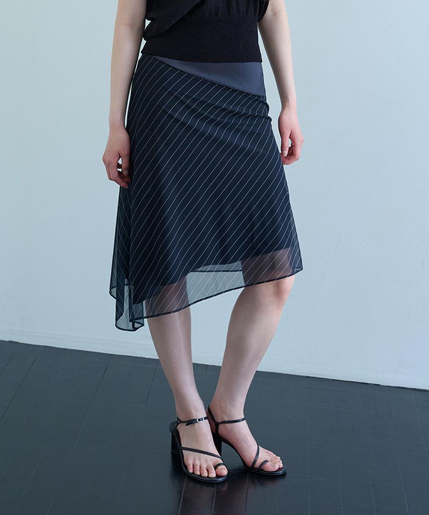 Uusoo Low-Waist Striped Midi Skirt_ Black