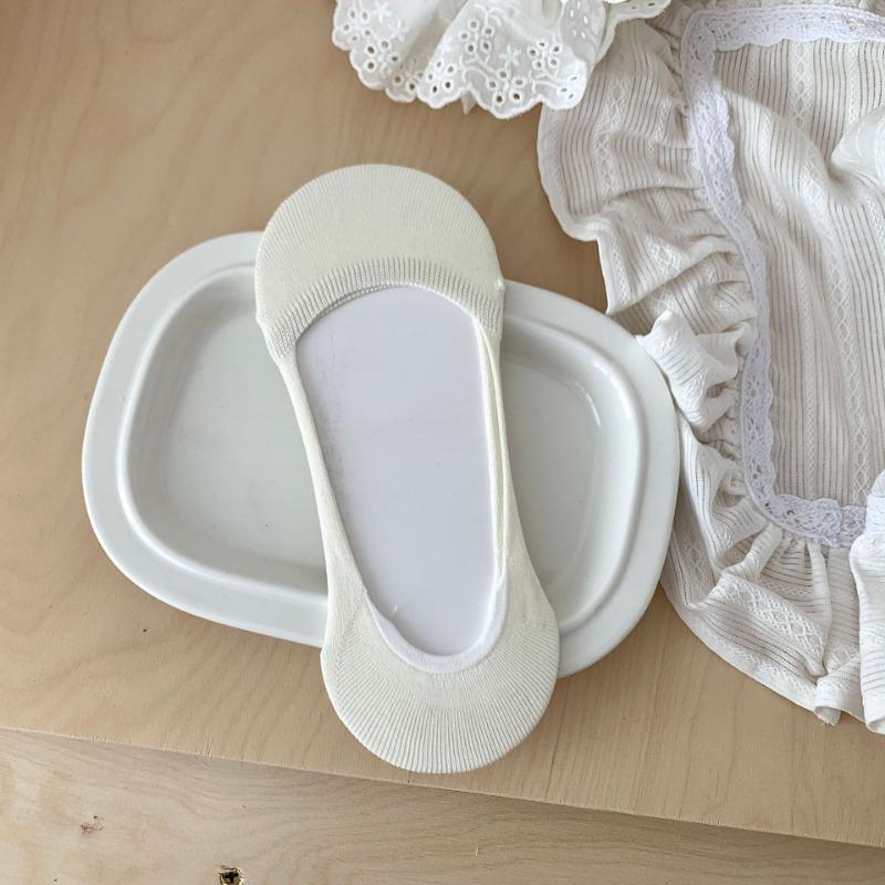 Ladies Spring and Summer Thin Pure Color Bow Shallow Mouth Boneless Breathable Non Slip Heel Invisible Socks