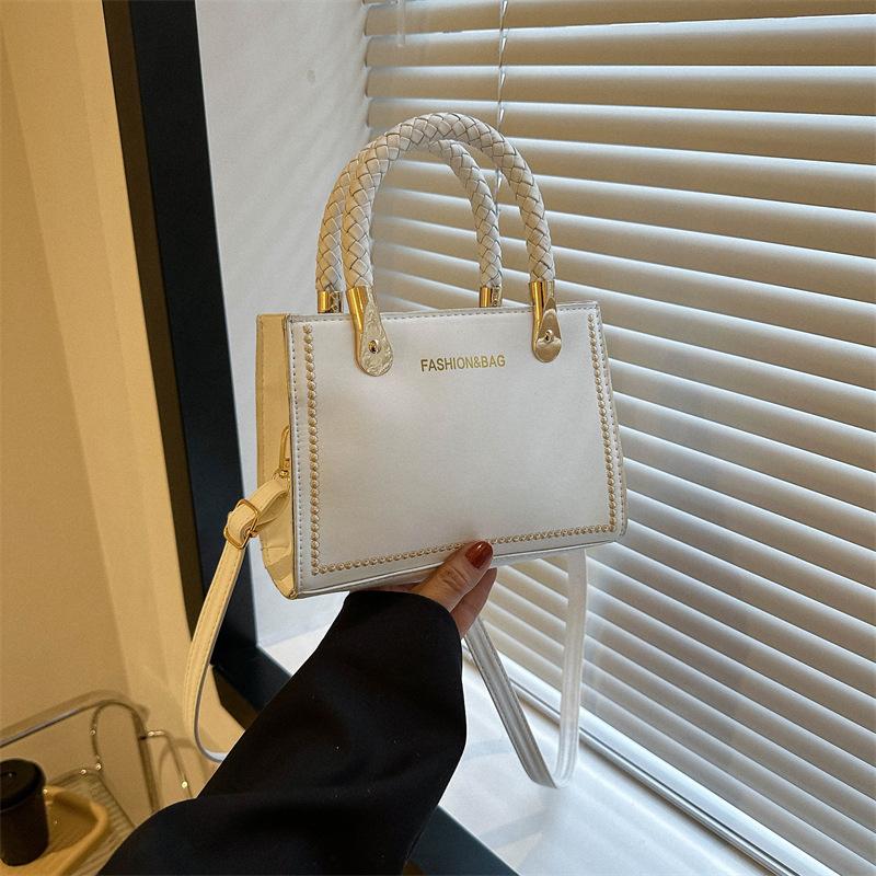 Casual women's portable solid color women's bag 2025 popular new trendy fashion shoulder bag crossbody small square bag