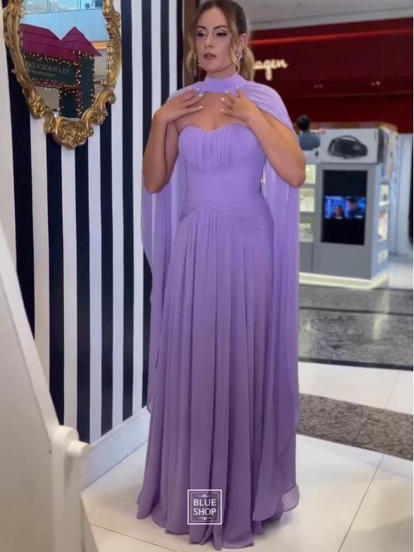 Sleeveless Mid-Length Elegant Formal Dress - Autumn 2025 Collection