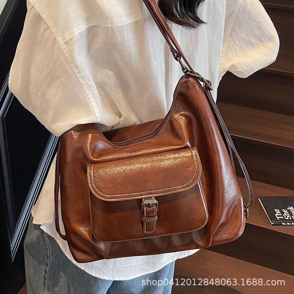 Retro shoulder tote bag large capacity bag women's 2025 new fashion multi-purpose casual commuter backpack