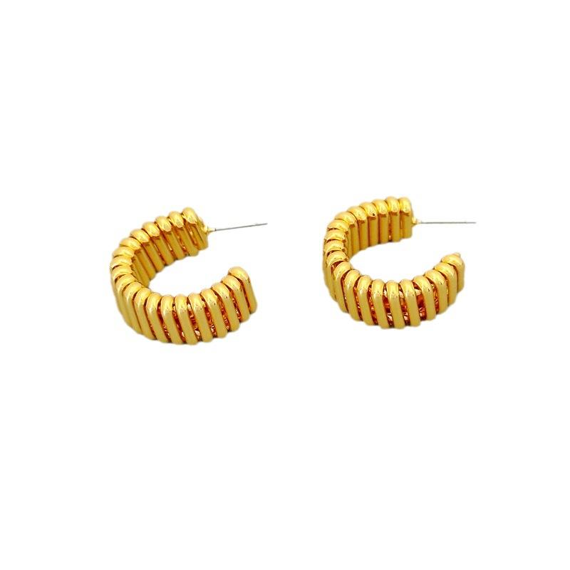 Trendy C-Shaped Women'S Earrings, Line Spring, Light Luxury Design Stud Earrings