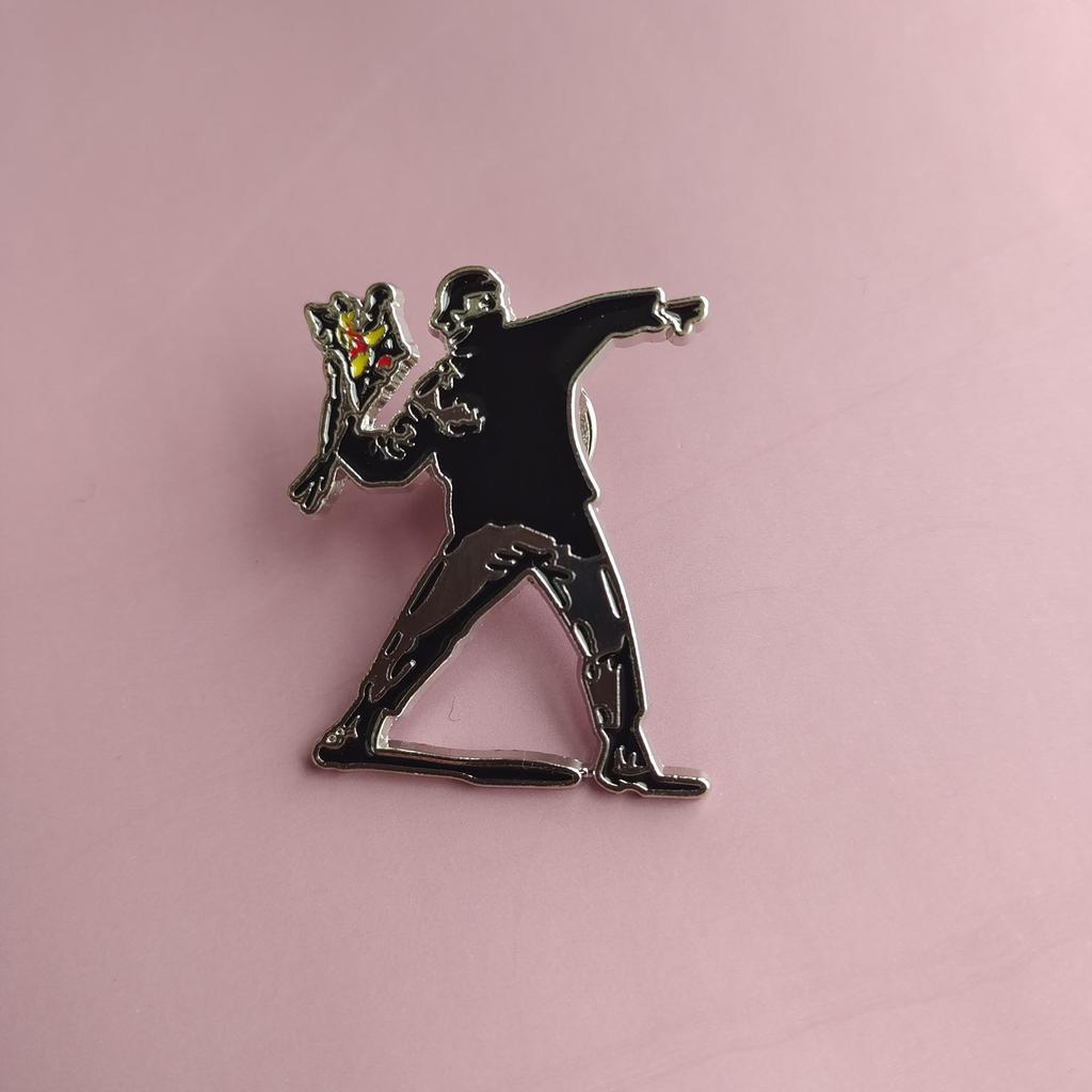 European Retro Love Heart Cartoon Alloy Brooch Badge