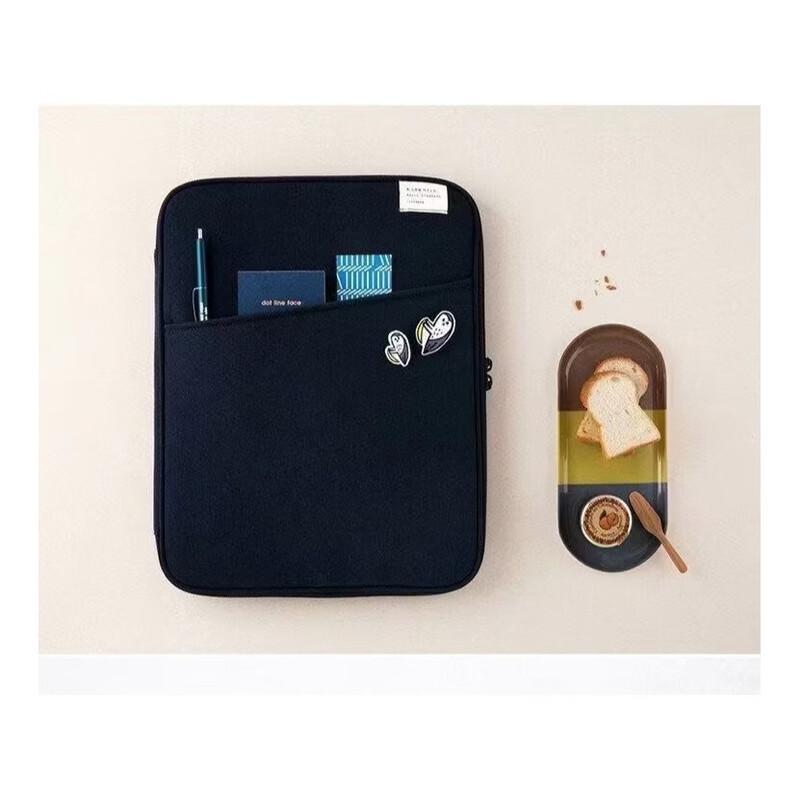 Li Shen Plaid Laptop & Tablet Sleeve Bag