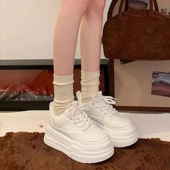 

Новые весенне-осенние повседневные туфли на толстой подошве со шнуровкой и круглыми носами, модные, удобные, трендовые, дышащие, прогулочные кроссовки 36