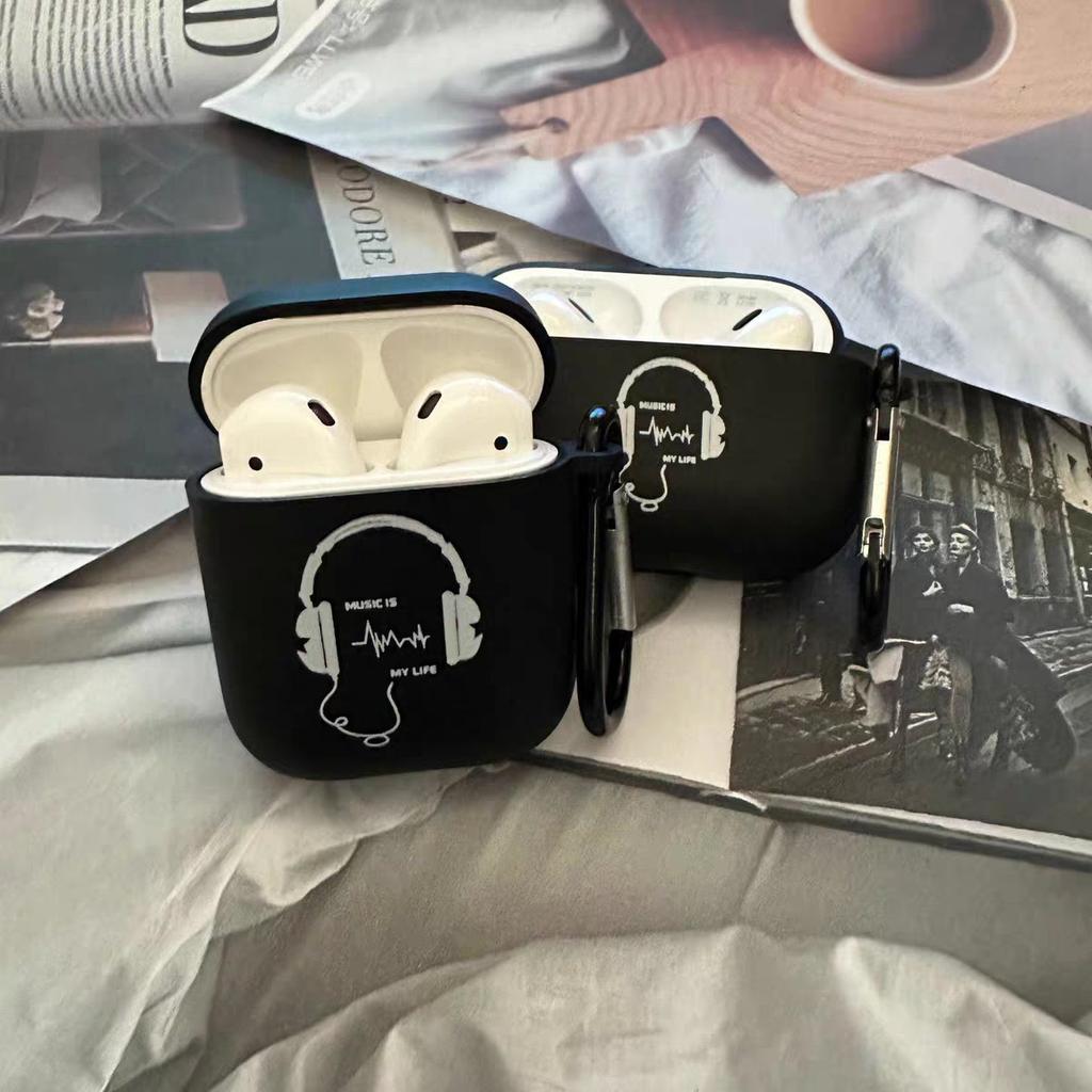 Trendy and cool for AirPods 1 Creative Fun Apple Bluetooth Earphones, shockproof protective case matte black, shockproof