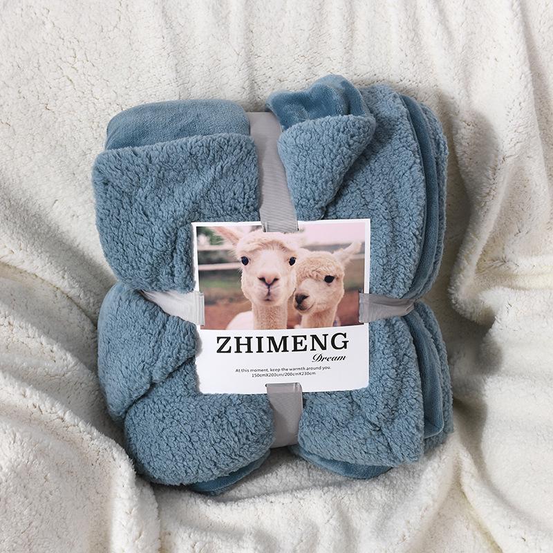 Double-Layer Thickened Flannel and Lamb Fleece Blanket with Solid Color and Custom Logo