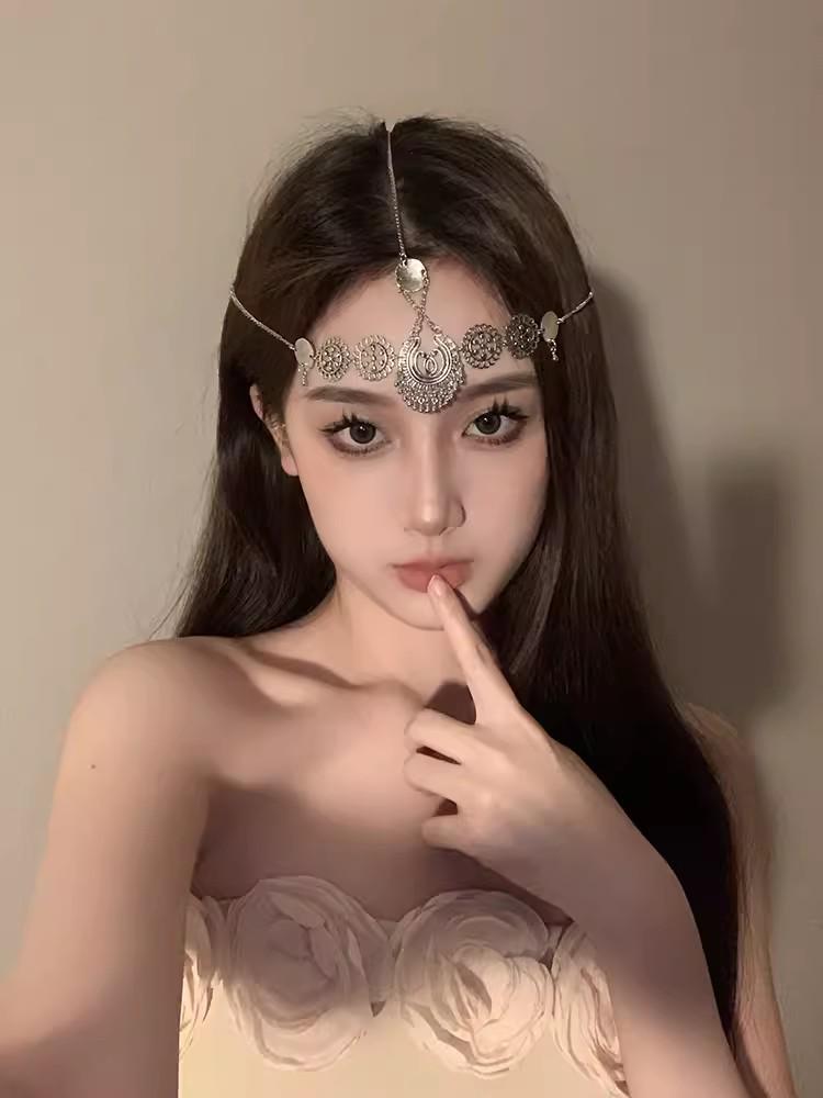 Bohemian Princess Tassel Forehead Pendant - Exotic Ethnic Style Hair Accessory