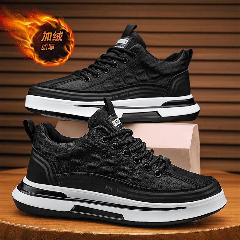 

Men s shoes winter new trend leather soft sole platform running shoes men s comfortable fleece thicker casual shoes 39