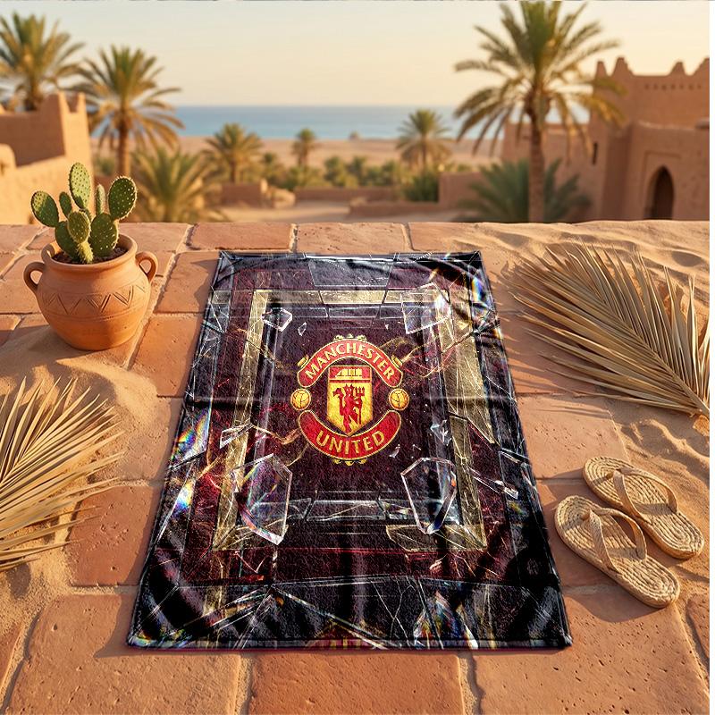 Manchester United Print Microfiber Beach Towel Quick Dry Absorbent Large Towel For Beach Swimming Travel