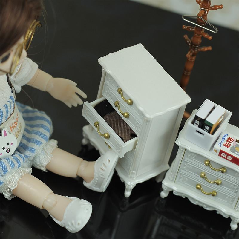 1 Stück Puppenhausmöbel Ornamente Mini Europäischer Stil Retro Schrank Modell