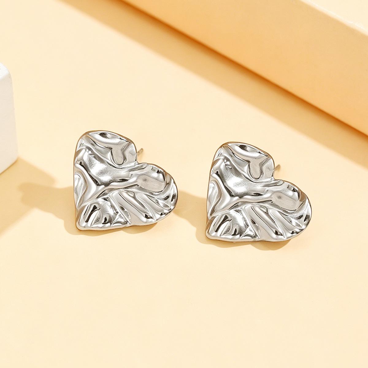 Cross Sweet Heart-Shaped Irregular Pleated 18K Gold-Plated Stainless Steel Stud Earrings for Women
