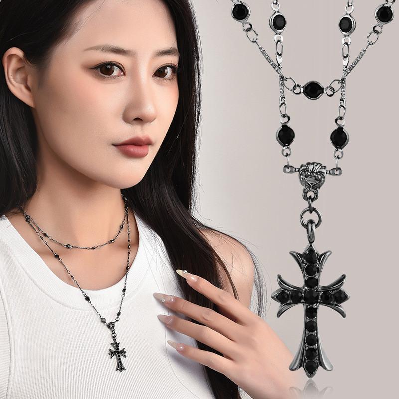 Geometric Cross Elegant Pendant Necklace For Women With Silver Tone And Luxurious Style