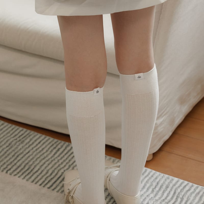 Tatiana Einfache Kniebundsocken aus Grosgrain SC8082 8 Farben