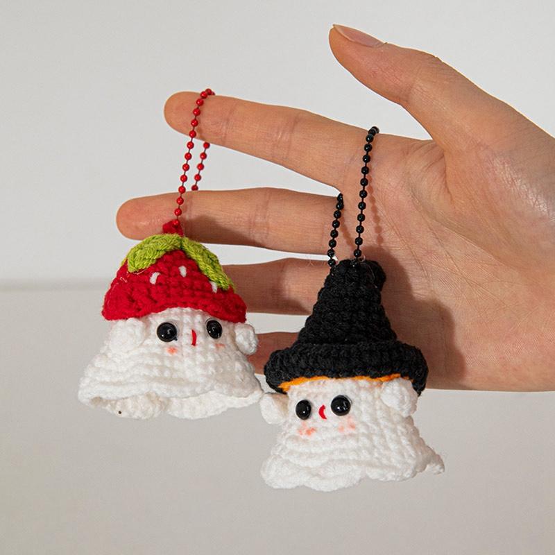 Kawaii Cute Crochet Ghost Keychain Halloween Decoration Desktop Ornaments Knitted Car Keyring Bag Charms Day Of The Dead Party Favors