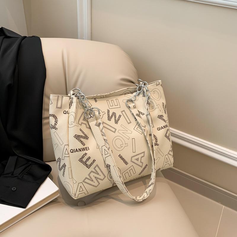 Large Capacity Tote Bag for Women's New Niche Design Handbag Fashionable Simple Printed One-shoulder Crossbody Bag