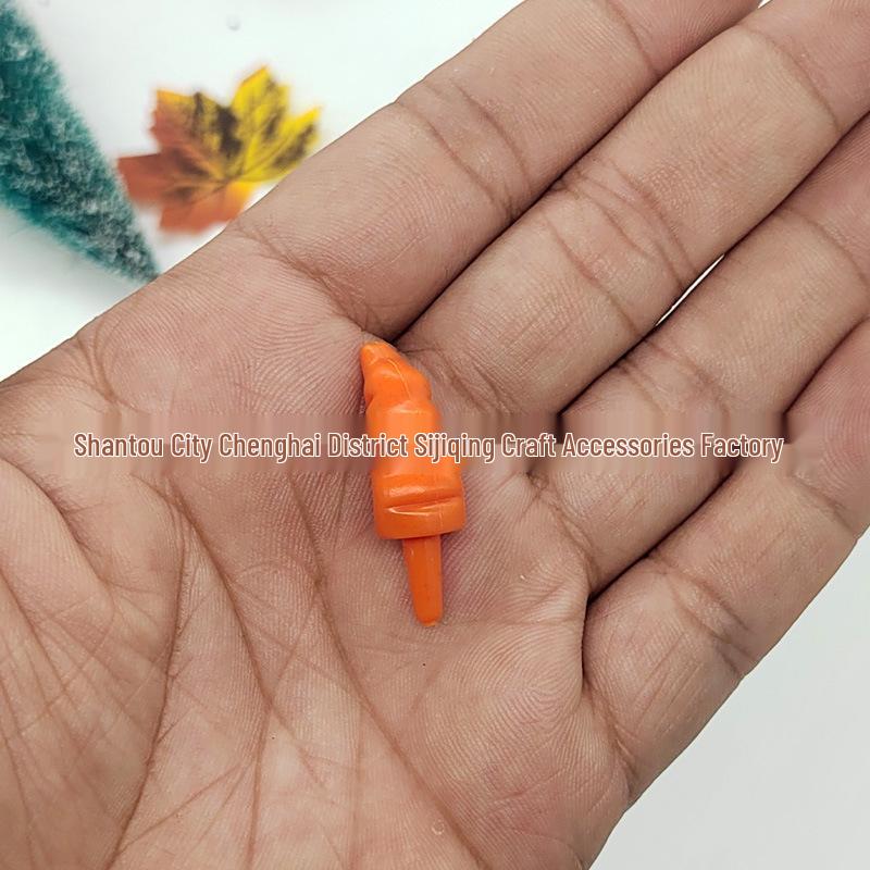 2.3cm Translucent Plastic Snowman and Santa Claus Nose Figurine Accessory