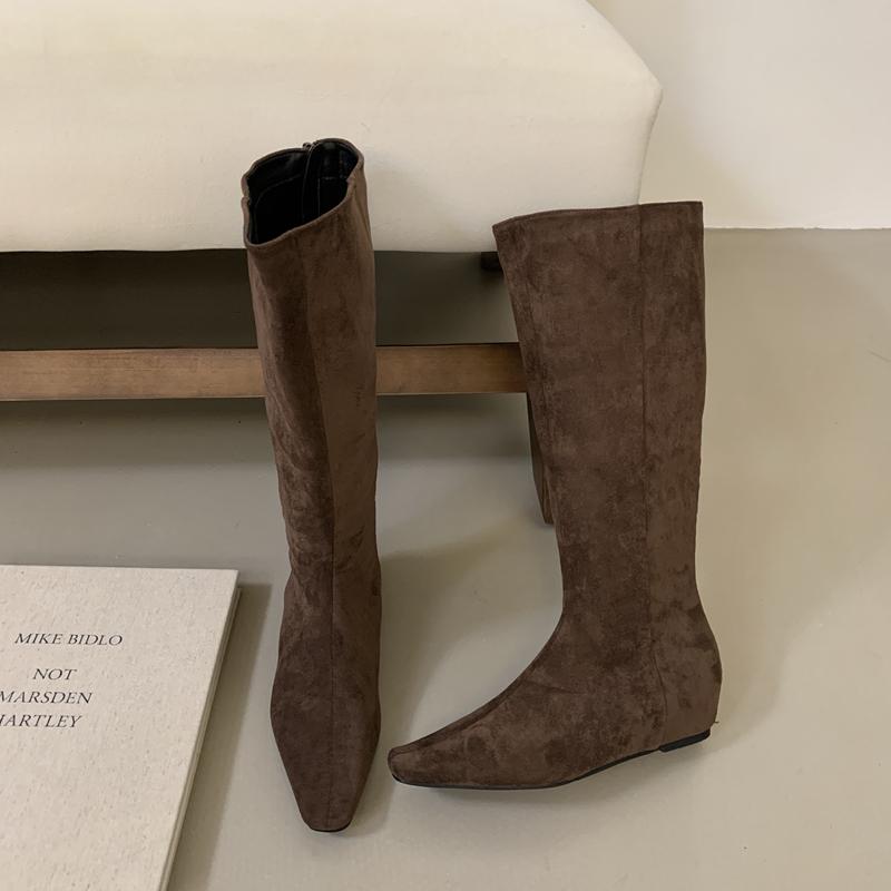 

Мода SUOJIALUN 2025 Зима Новый Бренд Женские Длинные Сапоги Мода Низкий Клиновидный Каблук Слайды Молния Женские Повседневные Сапоги до Колена Сапоги-Рыцари 39 кофейный