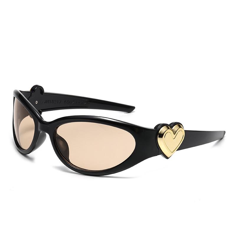 New Dopamine Pink Heart Sunglasses - Cute Korean Millennium Style for Girls