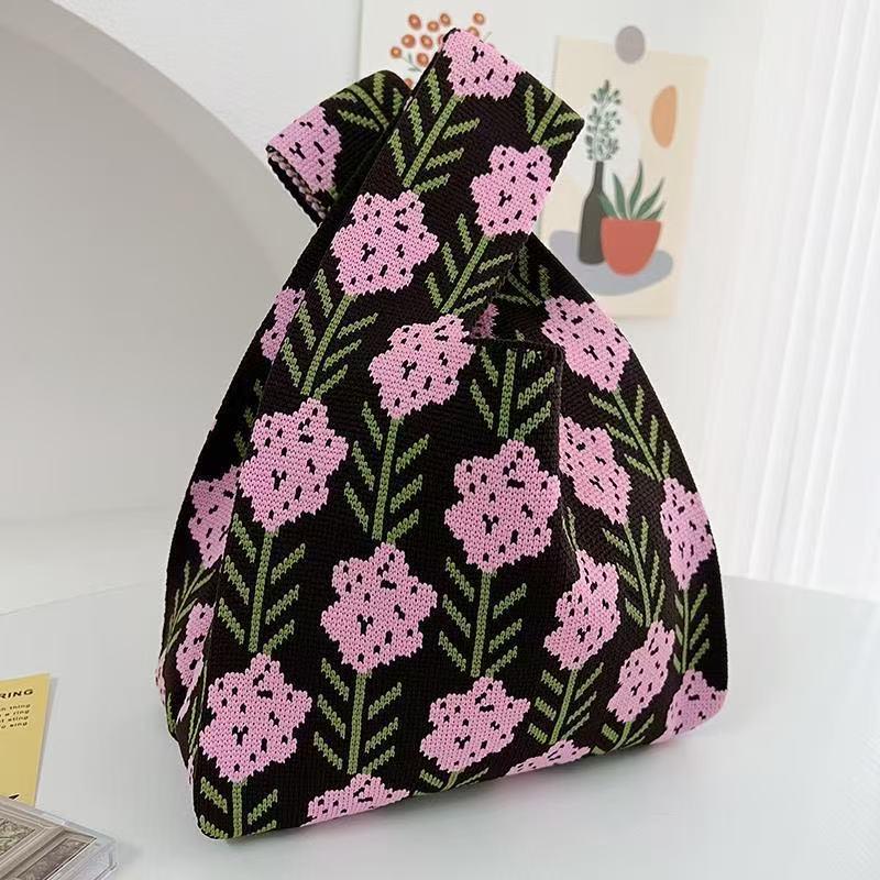 Festive Knit Souvenir Tote: Versatile Casual Handbag & Classic Storage Bag