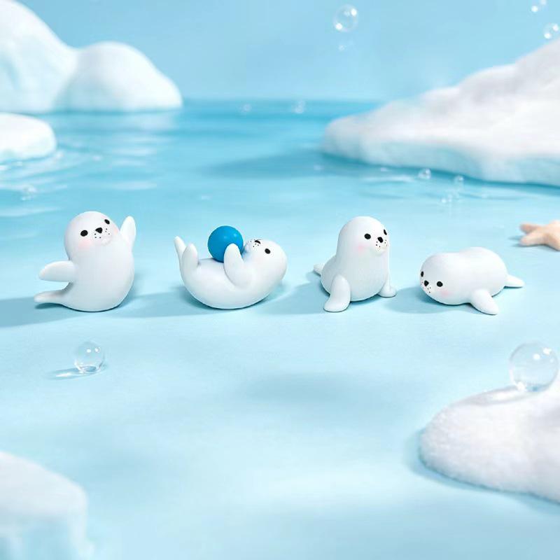 Mini Cartoon Baby Seal White Ornament for Desktop