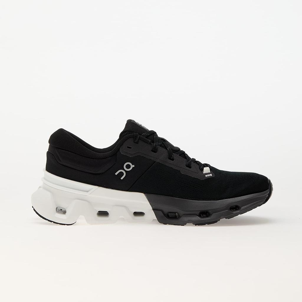 Running shoes On-Running black / white Cloudflyer 5